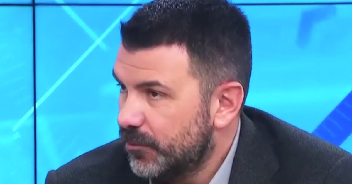 Γιάννης Κολοκυθάς: «Η Μαρία Αναστασοπούλου με κέρδισε σε αυτό» – Η συνεργασία με την Έλλη Στάη και η αναφορά στη μητέρα του