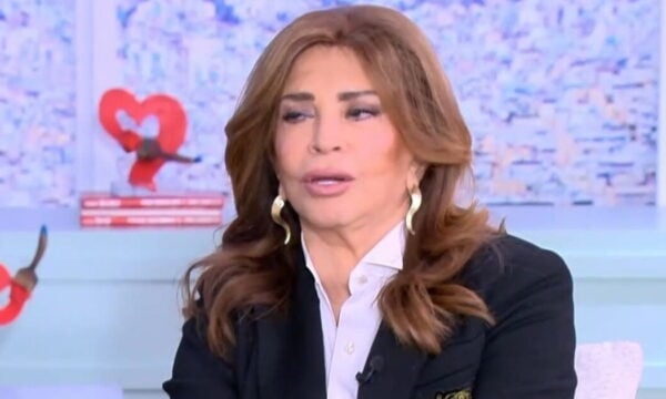Μιμή Ντενίση: «Απολαμβάνω τηγανιτές πατάτες μία φορά τον μήνα ή κλέβω δυο από το πιάτο των άλλων»