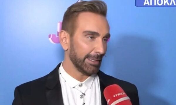 Νίκος Κοκλώνης για Κατερίνα Καινούργιου: «Η γιαγιά μου έλεγε “κάνε το καλό και ρίξτο στο κύμα” κι εκεί το έχω κάνει συχνά»