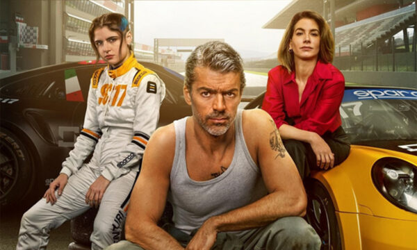 Motorvalley: Η καινούργια σειρά του Netflix που θα σας μαγνητίσει από την αρχή