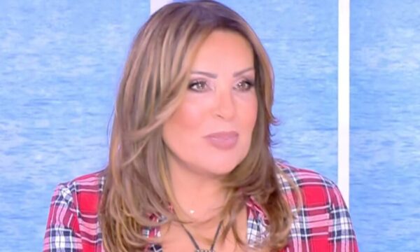 Ναταλία Γερμανού: «Περιόρισαν την εκπομπή του Κώστα Τσουρού για να προβάλλουν το “Beat my guest” και το ακύρωσαν σε πέντε μέρες»