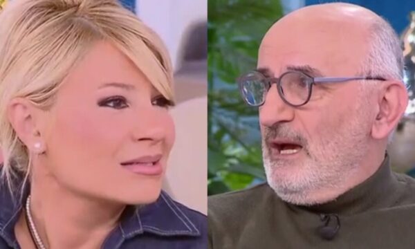 Τάσος Βαμβακίδης: «Λύγισε» κατά τη συνέντευξη στη Φαίη Σκορδά – «Έφυγε απρόσμενα και δεν πρόλαβα να πω ευχαριστώ»