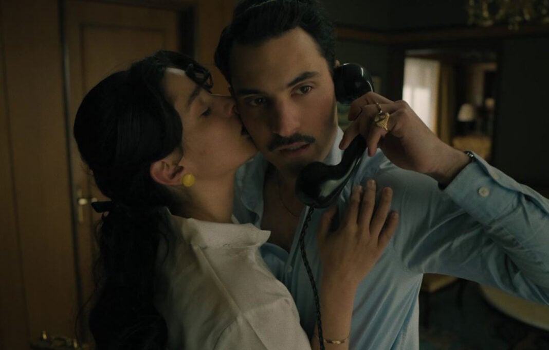 to-spiti-dipla-sto-potami-4-1