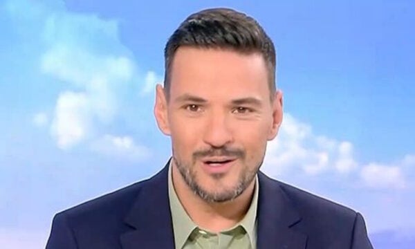 Κώστας Τσουρός: «Είμαστε εδώ για να επιτελέσουμε το έργο μας» – Η δήλωση μετά τις τροποποιήσεις στην εκπομπή του