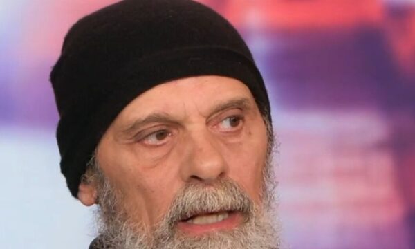 Τζώνυ Θεοδωρίδης: «Πατέρας μιας 31χρονης και δύο μικρών κοριτσιών» – Η αλήθεια για το αληθινό του όνομα