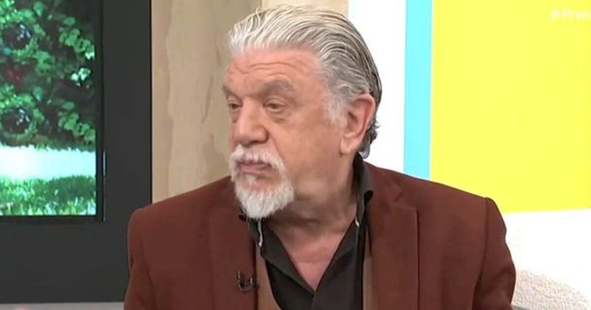 Γιάννης Βούρος: «Έχω ζήσει αποτυχία στο θέατρο – Έλεγα στις καθαρίστριες να μην σκουπίζουν γιατί δεν ερχόταν κανείς»