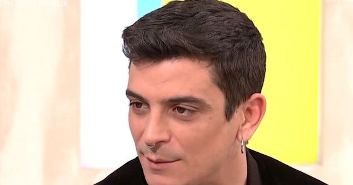 Νικολάκης Ζεγκίνογλου: «Δύο θεατές λιποθύμησαν στις ερωτικές σκηνές με Γιώργο Ζυγούρη και Χρήστο Λούλη»