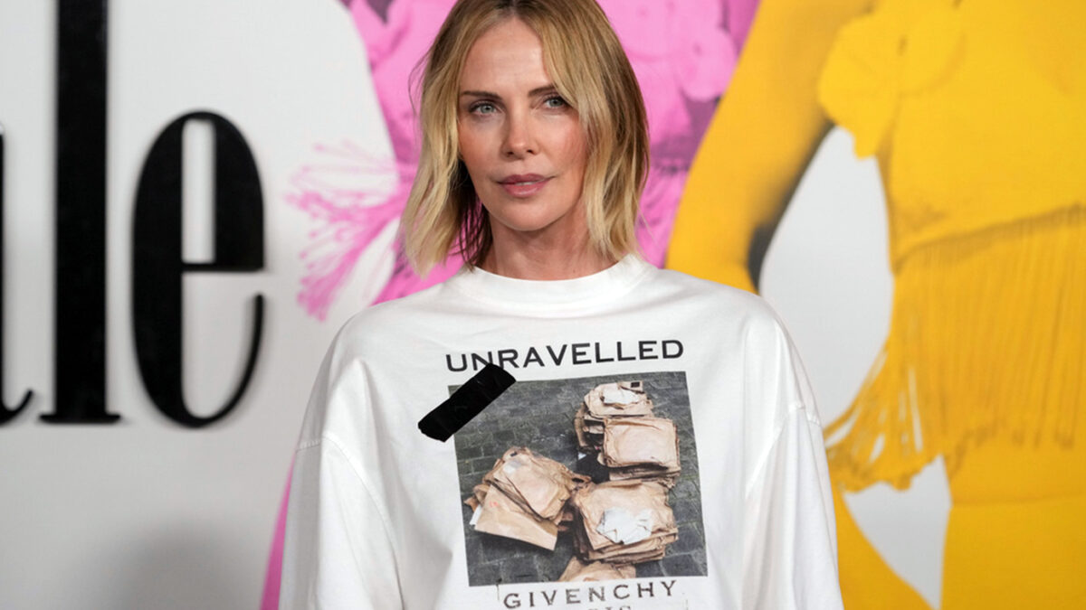 Η Σαρλίζ Θερόν επανέρχεται στο Netflix με το συναρπαστικό θρίλερ επιβίωσης «Apex»