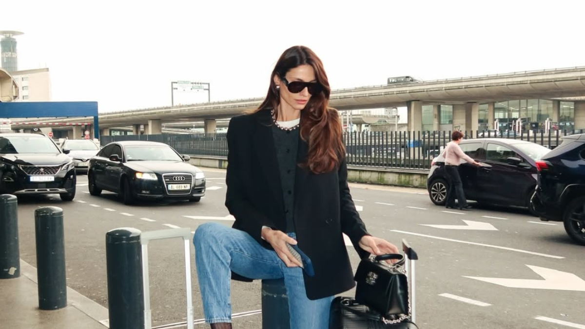 Ηλιάνα Παπαγεωργίου: Με αυτή την εμφάνιση στο αεροδρόμιο μαγνήτισε τα βλέμματα