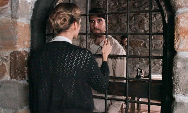 «Grand Hotel» – Αποκαλύψεις: Ο Ρήγας εκβιάζει την Κυβέλη με τη σχέση τους στα παιδιά της