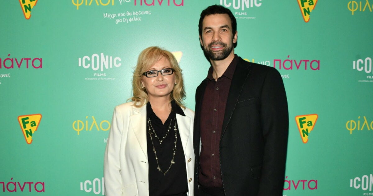 Κωνσταντίνος Μουσούλης: Η Αγγελική Νικολούλη στηρίζει τον γιο της στην πρεμιέρα της ταινίας του