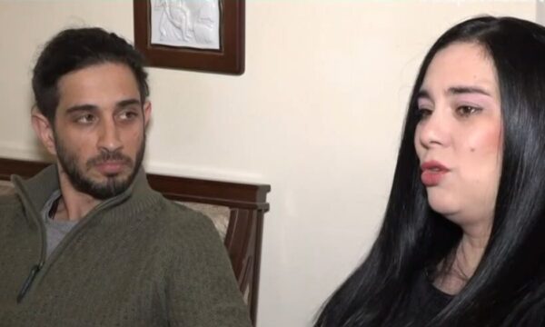 Άννα Τσουκαλά: Η 52χρονη ηθοποιός βάφτισε τον 8 μηνών γιο της – «Είχαμε υποσχεθεί να τον πάμε στον Άγιο Διονύσιο Ζακύνθου, ήταν συγκλονιστικό»