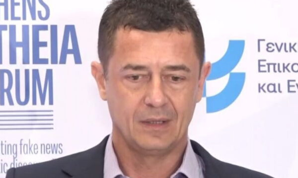 Αντώνης Σρόιτερ: «Κάποτε οι θείες ανησυχούσαν για το γάμο μου, τώρα εσείς αγωνιάτε για την ανεργία μου»