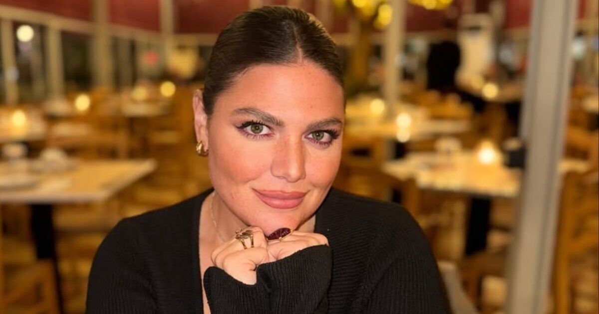 Δανάη Μπάρκα: Νυχτερινή βόλτα με τον αγαπημένο της, Φάνη Μπότση – Εικόνα