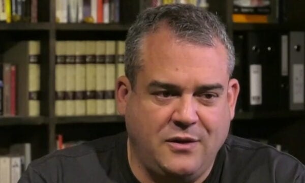 Πυγμαλίων Δαδακαρίδης για την απώλεια του πατέρα του: «Όταν έφυγε, οι παραστάσεις ήταν θεραπευτικές»