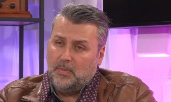 Γιάννης Καλλιάνος αποκαλύπτει: «Η γυναίκα μου απέβαλε, δεν μπορεί να το ξεπεράσει»
