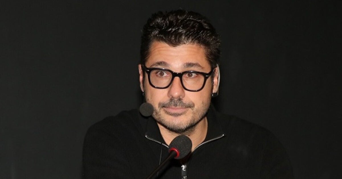 Λάμπρος Κωνσταντάρας: «Η ζωή του παππού μου θα άξιζε να γίνει ταινία, ο κόσμος αγνοεί το 90% από όσα είχε ζήσει»