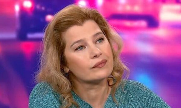 Βίκυ Μαραγκάκη: «Ο πατέρας μου χάθηκε από καρκίνο στον εγκέφαλο – Νιώθω ενοχές που λέγαμε πως όλα ήταν καλά»