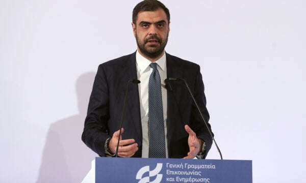 Μαρινάκης στο Athens Alitheia Forum: «Ήρθε η στιγμή να ξεκινήσει η συζήτηση για την κατάργηση της ανωνυμίας στο διαδίκτυο»