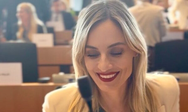 Ελεονώρα Μελέτη: «Σας ενημερώνω ότι θριαμβεύσαμε με εντυπωσιακή πλειοψηφία» – Η επιτυχία με έμφαση στις γυναίκες