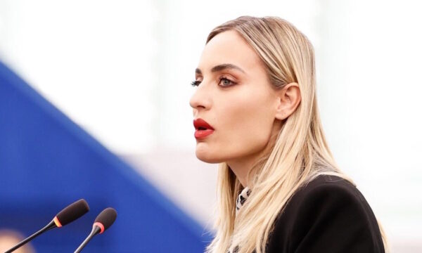 Ελεονώρα Μελέτη: Το ουσιαστικό μήνυμα με σαφείς αποδέκτες – «Ο επιθετικός λόγος δεν αποτελεί κριτική»