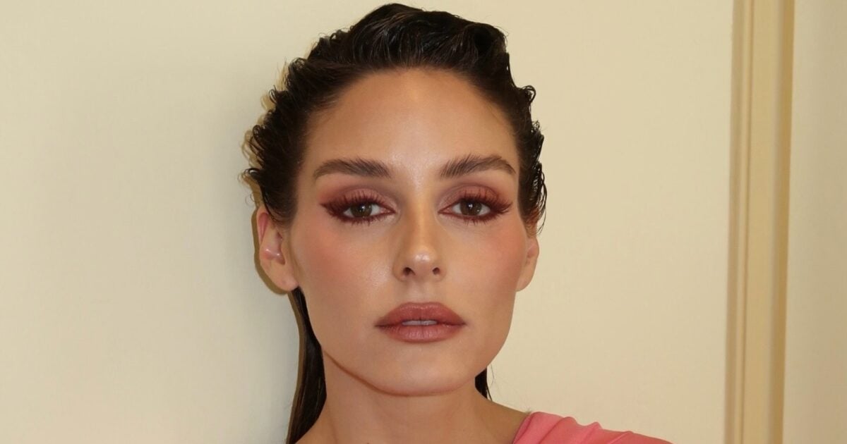 Η Olivia Palermo επιλέγει τη 90’s απόχρωση σκιάς που θα λατρέψεις φέτος