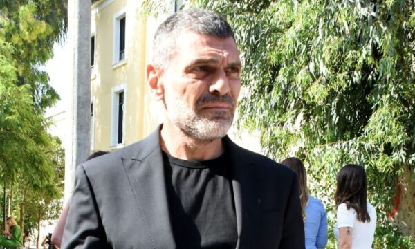 Τόνυ Μαυρίδης: Το συγκινητικό μήνυμα για τον πατέρα του και η εικόνα από το νοσοκομείο