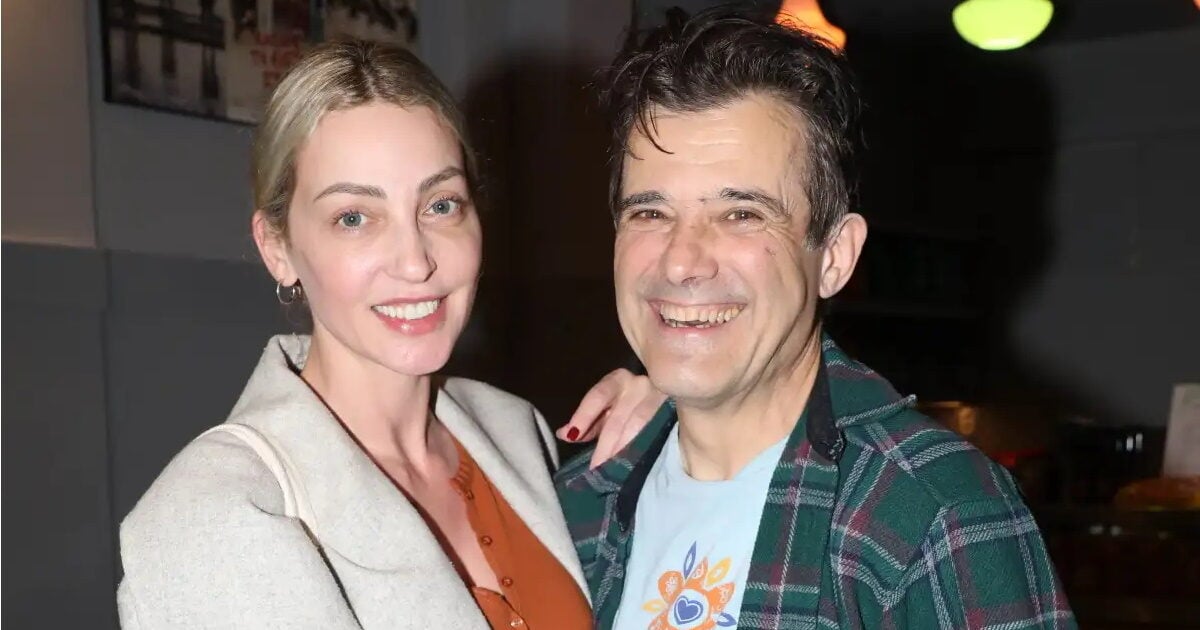 Βανέσα Αδαμοπούλου: Η σπάνια έξοδος σε θεατρική πρεμιέρα – Εικόνες