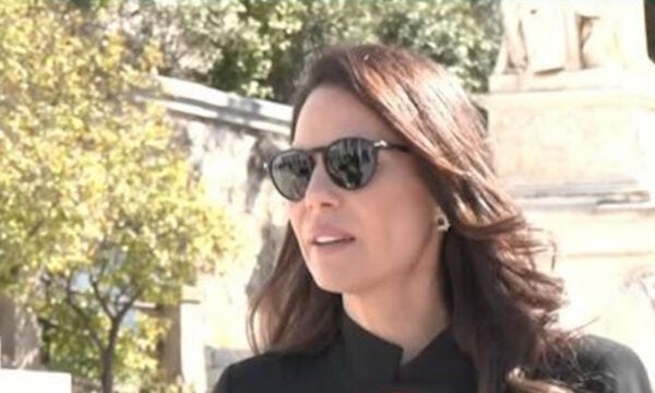 Εύη Βατίδου: «Περίμενα μεγαλύτερη προσέλευση στο ετήσιο μνημόσυνο – Είναι δύσκολο να λησμονήσεις τον Αλέξη Κούγια»