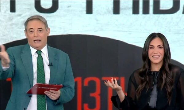 Ιορδάνης Χασαπόπουλος προς Ανθή Βούλγαρη: «Μήπως μόλις γύρισες από βραδινή έξοδο; Βάλε λίγο χρώμα να σε προσέξει ο Θεός»