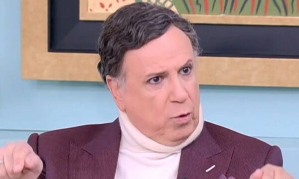 Χάρης Ρώμας: «Αντιμετωπίζω σκηνοθέτη σαν ιερή αγελάδα, να εκφέρει τσιτάτα και να λατρεύεται»