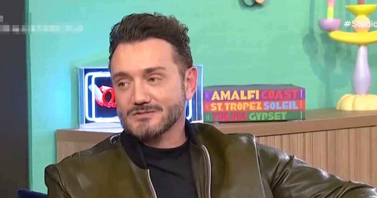 Χρήστος Μενιδιάτης: Η συγκινητική ιστορία γνωριμίας των γονιών του και η σημαντική διαφορά ηλικίας