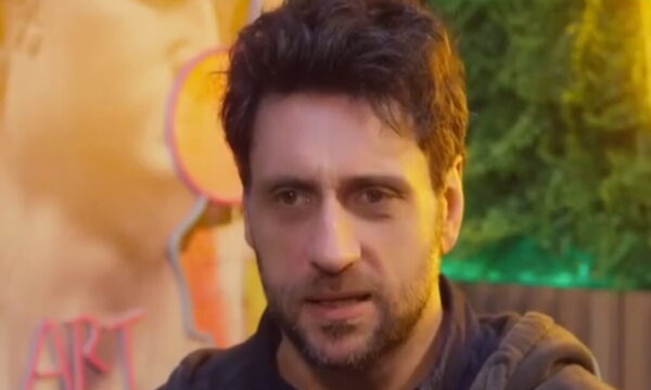 Γιώργος Χρυστοστόμου: «Έχω βρεθεί σε οντισιόν όπου μου ζήτησαν “Φόρεσε το εσώρουχο έτσι και κάνε κάτι”»