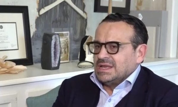 Βασίλης Ζούλιας: Το άγνωστο συμβάν από τη συνεργασία του με τη Βίκυ Καγιά – «Νιώθουμε σαν οικογένεια»