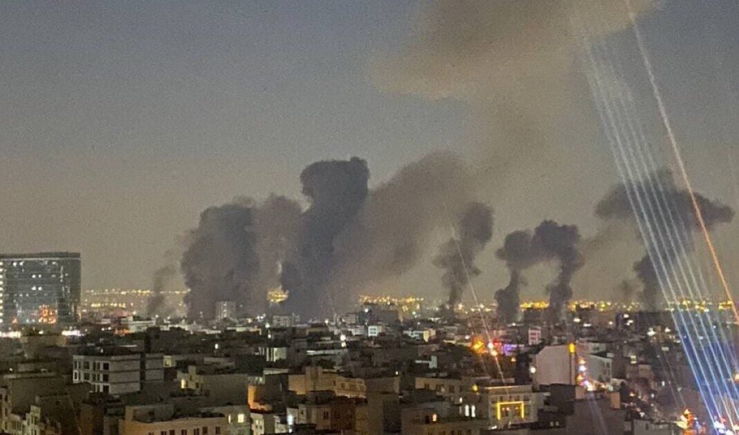 HCs4xQvasAApFav-1070x630