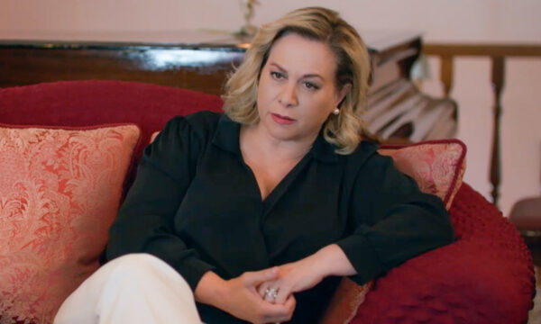 «Παιχνίδια Εκδίκησης»: H Ντόρα δυσαρεστείται με τη συμπεριφορά του Άγη και τον προειδοποιεί για τις συνέπειες
