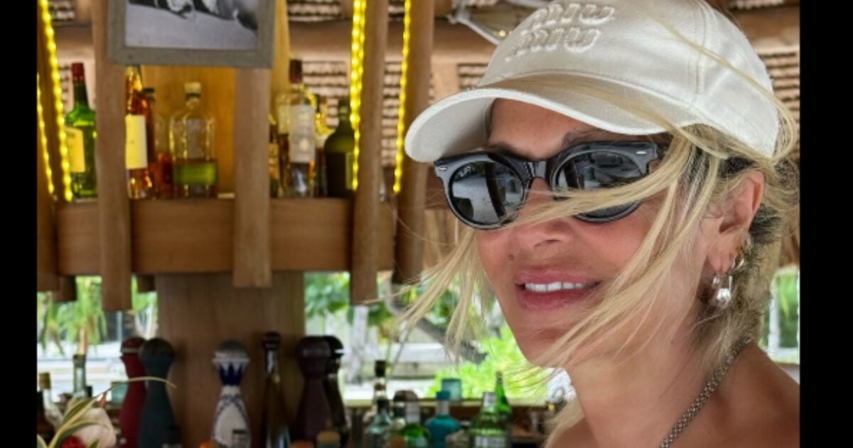 Άννα Βίσση: Απόδραση στο παραδεισένιο νησί του Μάρλον Μπράντο πριν το sold out στο ΟΑΚΑ – Φωτογραφίες