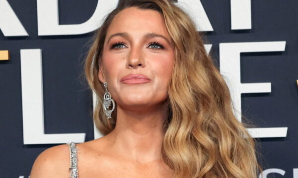 Blake Lively: Εικασίες για διαζύγιο με τον Ryan Reynolds