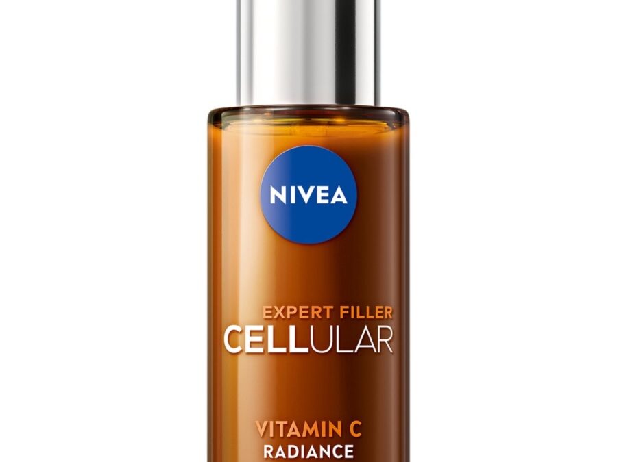 Τα κορυφαία serum με βιταμίνη C που προτείνει η beauty editor