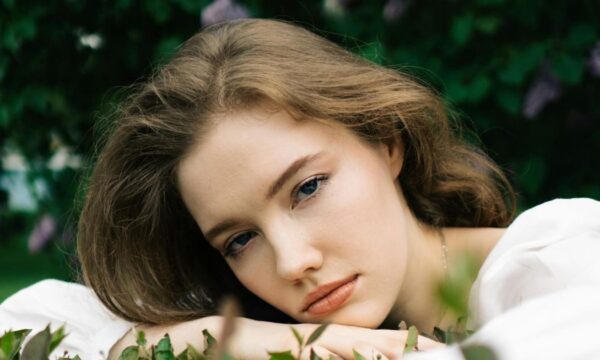 Conscious Beauty: Όσα πρέπει να ξέρεις για τα καλλυντικά πριν τα εντάξεις στη ρουτίνα σου