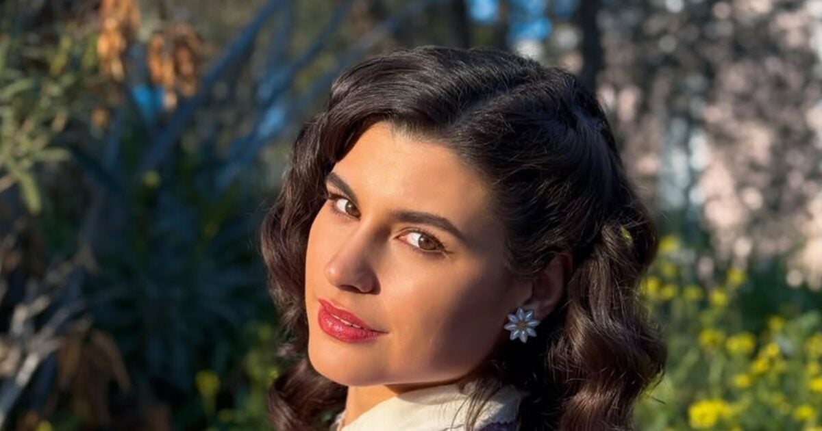 Ατύχημα για τη Δανάη Παππά: Το βίντεο με τις πατερίτσες στα γυρίσματα του «Άγιος Έρωτας»