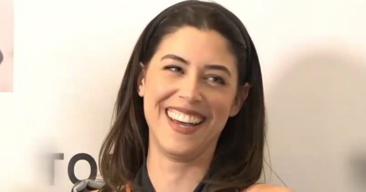 Demy: «Είναι δύσκολο όταν χωρίζω ή περνάω κάτι προσωπικό να το σχολιάζει και ο υπόλοιπος κόσμος»