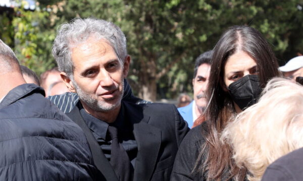Δημήτρης Κόκοτας: Η αδελφή του εξομολογείται – «Εύχομαι να αναρρώσει σύντομα – Τον επισκέπτομαι στο νοσοκομείο»