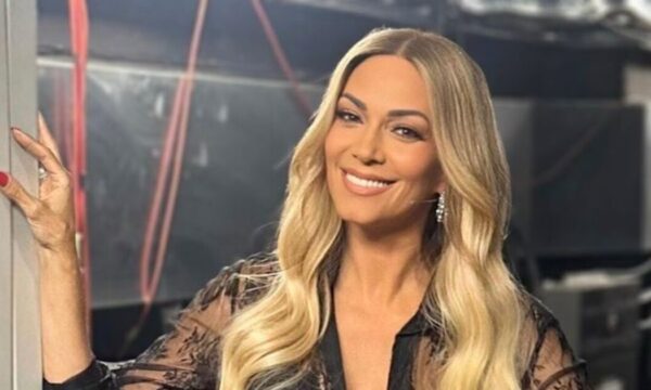 Έλλη Κοκκίνου: «Ο γιος μου ανακάλυψε τη σχέση μου με τον Γιώργο Μπόγρη χρόνια μετά τον χωρισμό» – Οι κρίσεις πανικού μετά το διαζύγιο