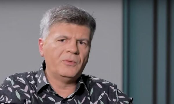 Φοίβος Δεληβοριάς: «Πριν γεννηθεί η κόρη μου ήμουν αυστηρός και απόμακρος»