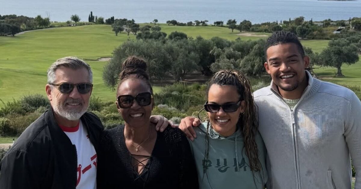 Εμμανουήλ Καραλής: «Η μητέρα του υπήρξε και παραμένει το στήριγμα της οικογένειας» αναφέρει ο πατέρας του