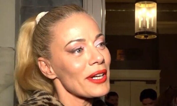 Ζέτα Μακρυπούλια για Μαρία Ιωαννίδου: «Συγχωρέστε με, πρέπει να πάω μέσα γιατί με περιμένουν φίλοι»