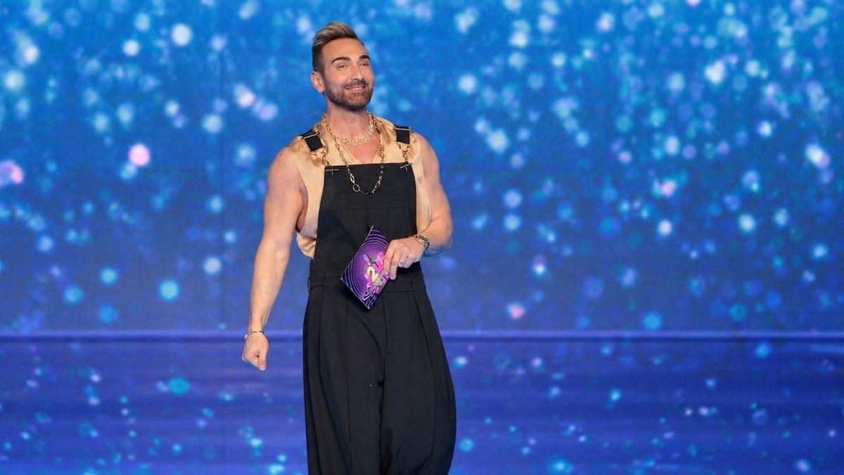 Νίκος Κοκλώνης με Balmain στο J2US: Το workwear μετατρέπεται σε υψηλή μόδα