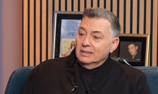 Νίκος Μακρόπουλος: «Είμαι αρκετά ιδιόρρυθμος, παράξενος και δύσκολος χαρακτήρας»