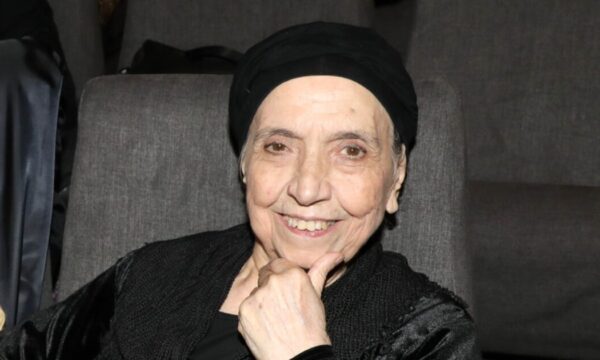 Νίκος Ξυλούρης: Η αντίδραση της συζύγου του στον βανδαλισμό της προτομής του στο Ηράκλειο Κρήτης